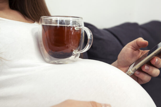 Schwarzer Tee in der Schwangerschaft: Vor- und Nachteile im Überblick - Kinderwelt Magazin